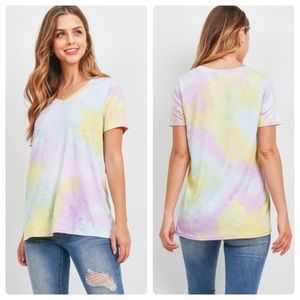 V-neck tie dyed short sleeve top NWT